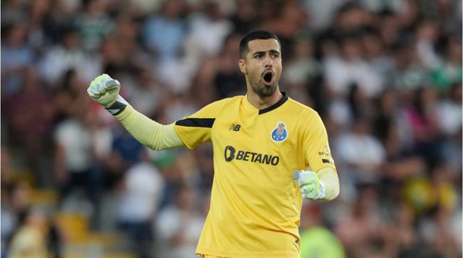 Man City nhắm Diogo Costa của Porto thay thế Ederson