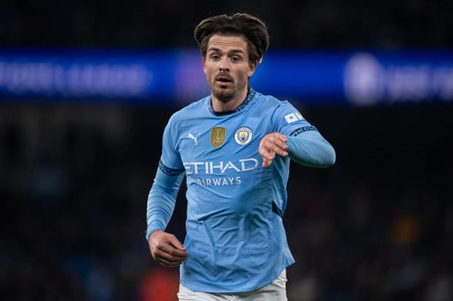 Jack Grealish nên cân nhắc ý định rời Man City