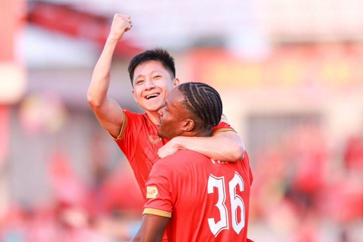 EE88 – Chơi Hơn Người Nhờ VAR, Hà Tĩnh Vẫn Bị Cầm Hòa 1-1 | Hdmilfclips.com